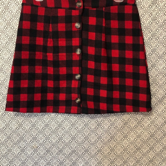 Soft plaid mini skirt - Picture 2 of 4